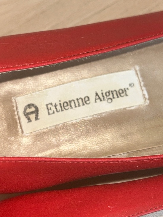 Etienne Aigner Leather Pointed Toe Pumps Red 7.5M Vintage Kitten Low Heels - Picture 3 of 10